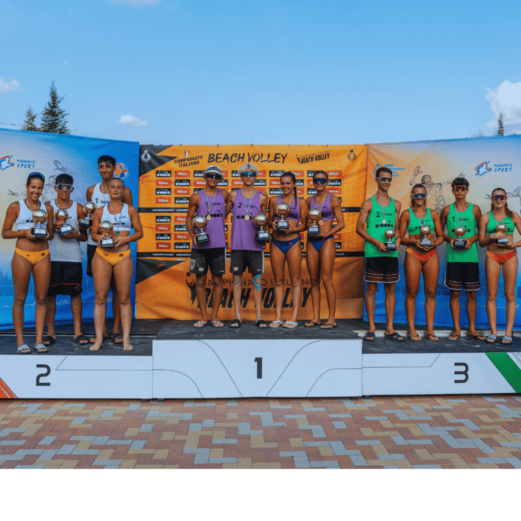 Spettacolo e divertimento nell'Under 18 di Beach Volley a Beinasco